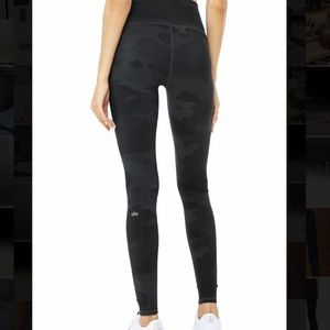 Alo High-Waist Camo Vapor Legging